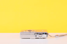 Load image into Gallery viewer, Canon Ixus 40 IS Compact Digital Camera