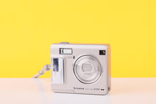 Load image into Gallery viewer, Fujifilm FinePix F450 Compact Digital Camera