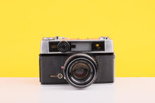 Load image into Gallery viewer, Taron Marquis 35mm Rangefinder Film Camera – Taronar 45mm f/1.8 Lens