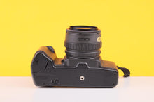 Load image into Gallery viewer, Pentax SF7 35mm Film SLR Camera with Pentax-F 35–70mm Zoom Lens