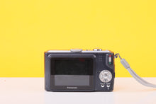 Load image into Gallery viewer, Panasonic Lumix DMC-TZ4 Compact Digital Camera