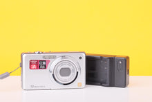 Load image into Gallery viewer, Panasonic Lumix DMC-FS10 Compact Digital Camera – 12.1MP CCD – 5x Optical Zoom