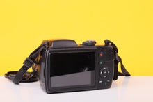 Load image into Gallery viewer, Polaroid iS2132 Digital Bridge Camera – 16MP – 21x Optical Zoom