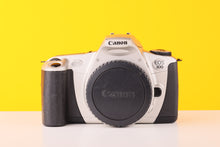 Load image into Gallery viewer, Canon EOS 300/ Kiss III 35mm SLR Film Camera