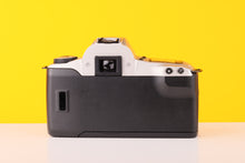 Load image into Gallery viewer, Canon EOS 300/ Kiss III 35mm SLR Film Camera Body