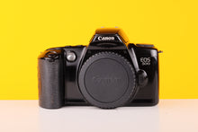 Load image into Gallery viewer, Canon EOS 500 35mm Film Camera