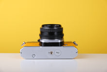 Load image into Gallery viewer, Pentax K1000 35mm Film Camera with Pentax 50mm f/2 Lens in Yellow