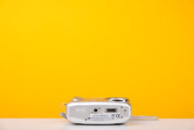 Load image into Gallery viewer, Kodak EasyShare CX7330 Digicam