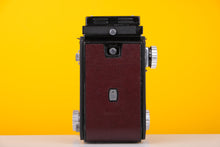 Load image into Gallery viewer, Mamiyaflex C2 Medium Format Film Camera with 105mm f3.5 Lens
