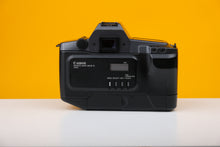 Load image into Gallery viewer, Canon EOS 600 35mm SLR Film Camera Body