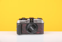 Load image into Gallery viewer, Pentax 17 35mm Half Frame Film Camera Red Black Skin