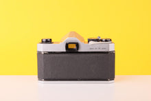 Load image into Gallery viewer, Asahi Pentax SP1000 35mmSLR Film Camera with Pentacon 50mm f/1.8 Lens