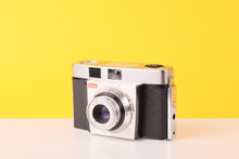 Load image into Gallery viewer, Kodak Colorsnap 35 35mm Point and Shoot Film Camera with case