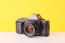 Load image into Gallery viewer, Canon T70 SLR 35mm Film Camera with Canon FD 50mm F1.8 Lens