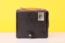 Load image into Gallery viewer, Kodak Brownie SIX-20 Model C Vintage Film Camera