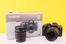 Load image into Gallery viewer, Olympus E-520 Double Zoom Kit Digital SLR Camera