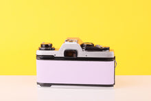 Load image into Gallery viewer, Olympus OM10 35mm SLR Film Camera with Zoom LENS 35-70mm f3.5 Lens in Lilac