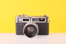 Load image into Gallery viewer, Yashica Electro 35 Rangefinder 35mm Film Camera