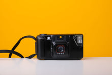 Load image into Gallery viewer, Minolta FS-E II 35mm Point and Shoot Film Camera
