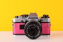 Load image into Gallery viewer, Olympus OM10 35mm SLR Film Camera with Olympus OM-System F.Zuiko Auto-S 50mm f1.8