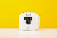 Load image into Gallery viewer, Olympus Ecru 35mm Point and Shoot Film Camera