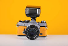 Load image into Gallery viewer, Olympus T20 Flash for Olympus Film Camera