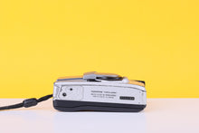 Load image into Gallery viewer, Olympus Superzoom 105R 35mm Film Camera Point and Shoot