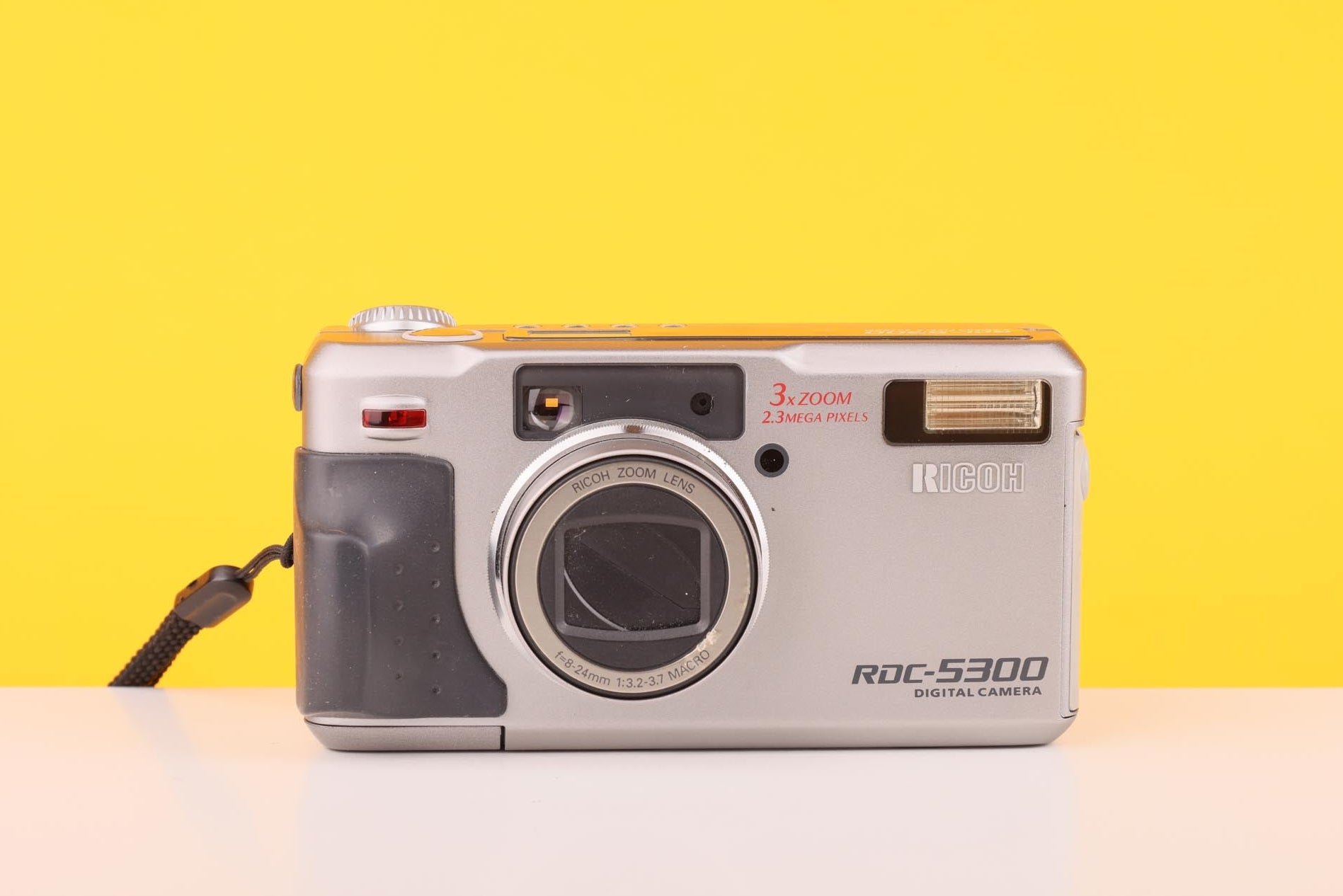 RDC-5300 シルバー 】 Ricoh RDC-5300 2.3MP Compact Digital Camera Silver With Box