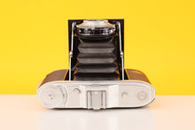Load image into Gallery viewer, Agfa Isolette I 120 Medium Format Film Camera