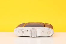 Load image into Gallery viewer, Agfa Isolette I 120 Medium Format Film Camera