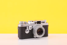 Load image into Gallery viewer, Leica IIIG 35mm Rangefinder Film Camera with Elmar 5cm f/2.8 Lens