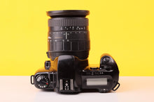 Load image into Gallery viewer, Canon EOS 500 35mm Film Camera with Sigma 28-200mm f4-5.6 Zoom Lens