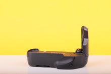 Load image into Gallery viewer, Pentax BG-20 Battery Grip for Pentax 35mm SLR Film Camera