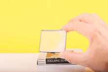 Load image into Gallery viewer, Zenza Bronica ETRS Focusing Screen-E – Microprism Focusing Screen for Medium Format SLR Camera – Original Box