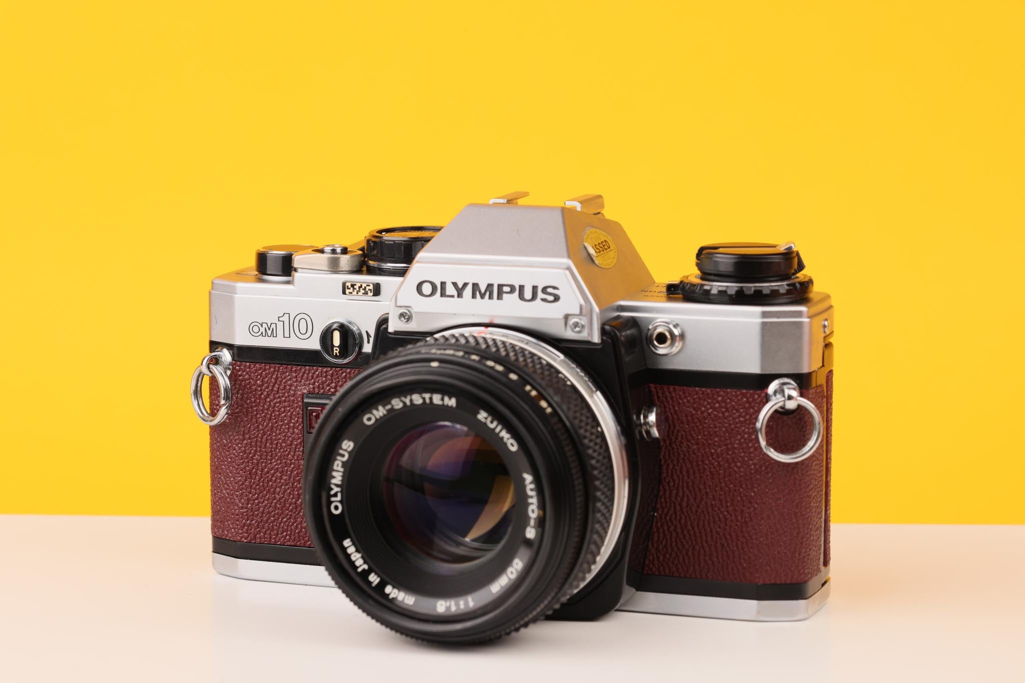 Olympus OM10 35mm Film Camera + Zuiko 50mm f1.8 Burgundy | UK