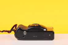 Load image into Gallery viewer, Canon SureShot Supreme/Top Shot/Autoboy 3 35mm Film Camera Boxed
