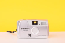 Load image into Gallery viewer, Olympus Trip 600 35mm Point and Shoot Film Camera