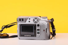 Load image into Gallery viewer, Olympus C-4000 Ultra Zoom Camedia Digital Camera