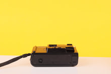 Load image into Gallery viewer, Olympus Supertrip 35mm Point and Shoot Film Camera