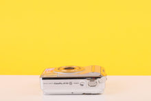 Load image into Gallery viewer, Fujifilm Finepix A700 Digital Camera