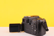 Load image into Gallery viewer, Nikon Coolpix 8800 Bridge Digital Camera