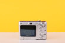 Load image into Gallery viewer, Sony Cyber-Shot MPEGMOVIE VX DSC-W35 Digital Camera