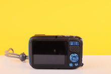 Load image into Gallery viewer, Canon Powershot D3 Compact Digital Camera