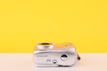 Load image into Gallery viewer, Olympus Camedia D-535 Zoom Digital Camera