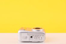 Load image into Gallery viewer, Olympus Camedia D-535 Zoom Digital Camera