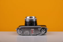 Load image into Gallery viewer, Yashica Minister-II 35mm Rangefinder Camera