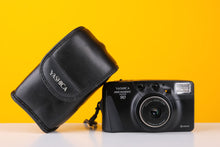Load image into Gallery viewer, Yashica Microtec Zoom 90 35mm Point and Shoot Film with Case