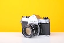 Load image into Gallery viewer, Asahi Pentax SP500 35mmSLR Film Camera with Super-Takumar 55mm f/2 Lens
