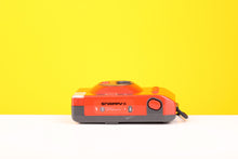 Load image into Gallery viewer, Canon Snappy S 35mm Point and Shoot Film Camera