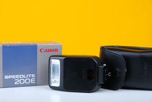 Load image into Gallery viewer, Canon SpeedLite 200E Flash